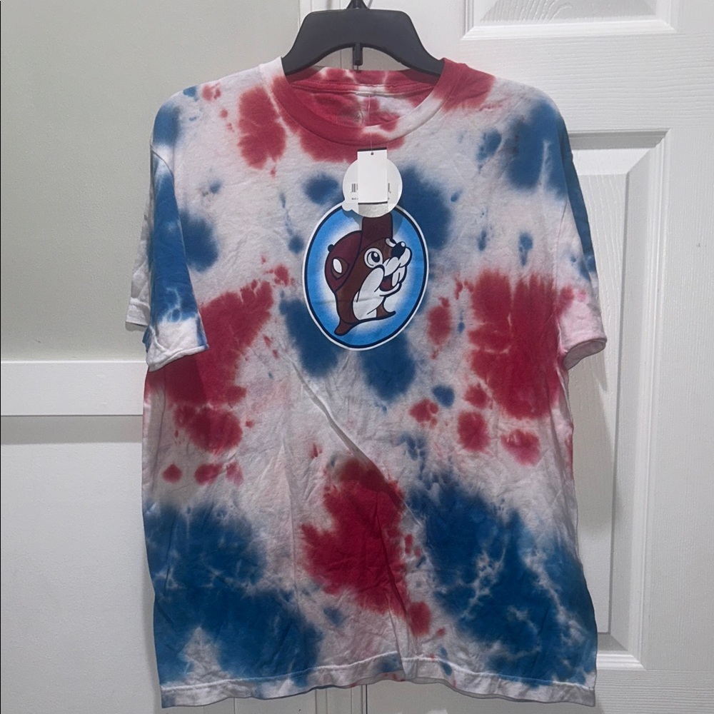 Buc-ees Red & Blue Tie-Dye Graphic T-Shirt NWT
“Let’s get it poppin” 4th of July